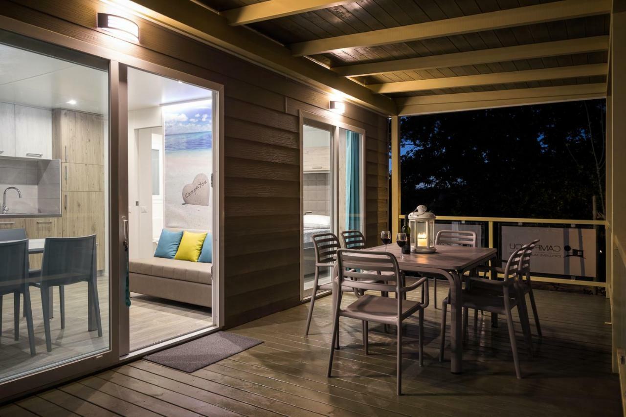 Tar-Vabriga Mobile Homes - Lanterna Premium Camping Resort מראה חיצוני תמונה