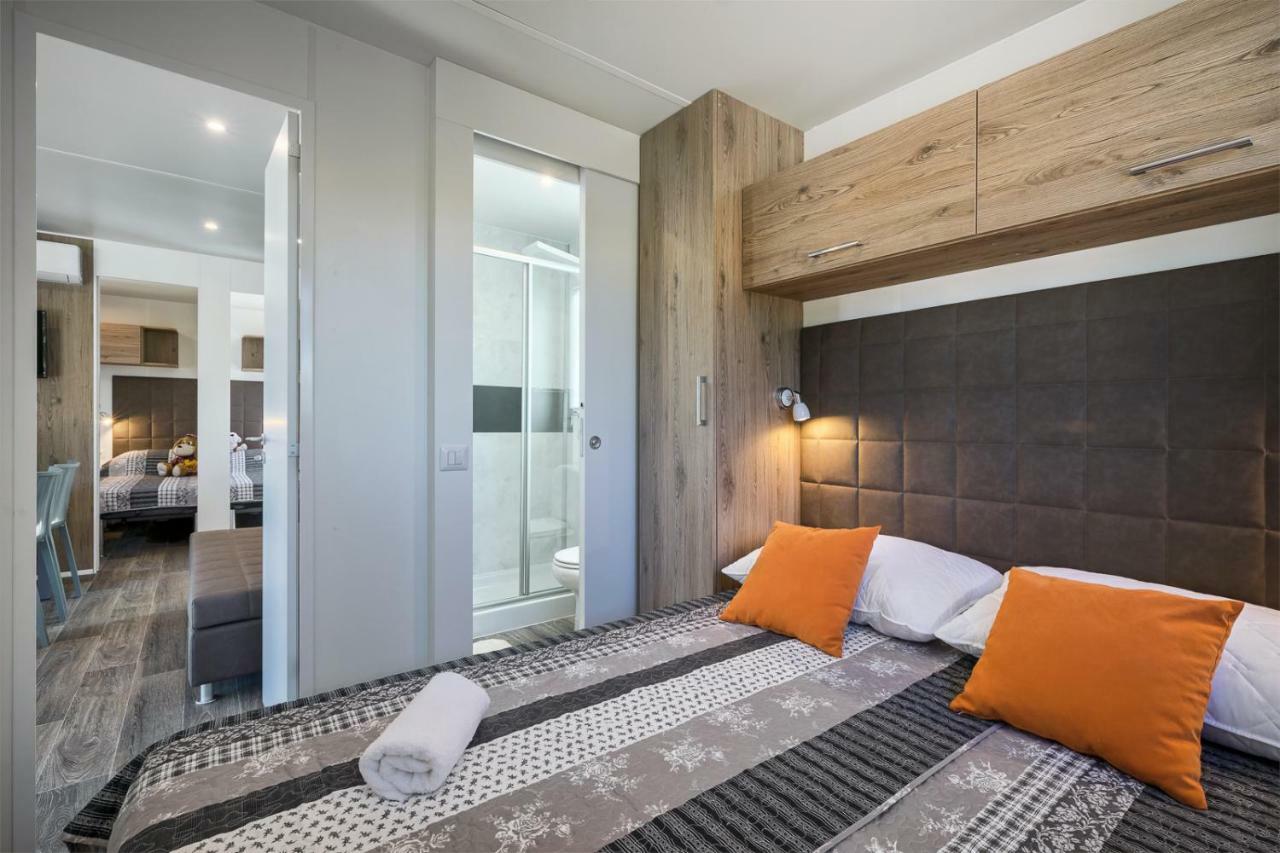 Tar-Vabriga Mobile Homes - Lanterna Premium Camping Resort מראה חיצוני תמונה